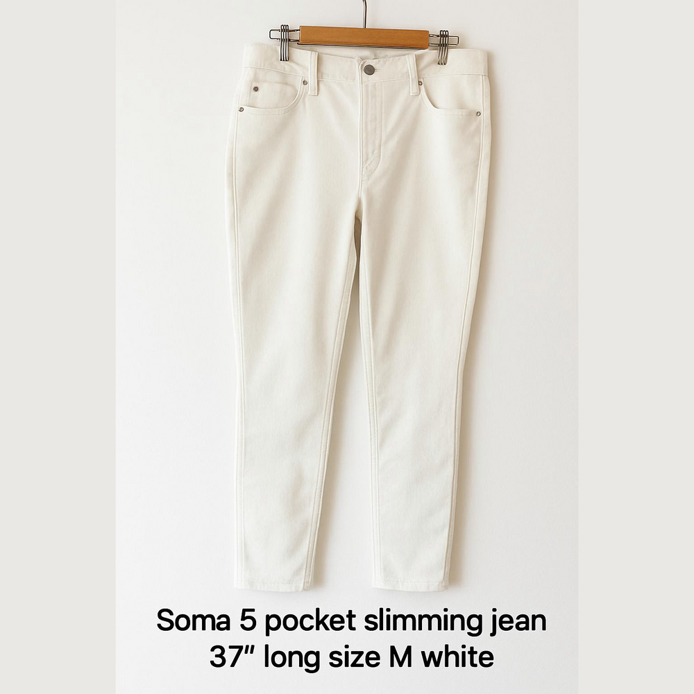 Soma 5 pocket slimming Jean. NWT size M.